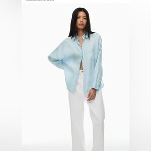 Aritzia Wilfred. Boyfriend Baby Blue Relaxed linen button-up shirt